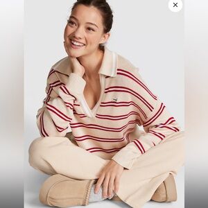 ✨VS PINK CAMBRIDGE KNIT POLO SWEATER✨